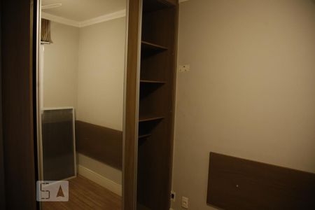 Quarto 1 de apartamento para alugar com 3 quartos, 70m² em Jardim Independência, São Paulo