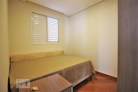 Quarto de apartamento para alugar com 2 quartos, 90m² em Vila Suzana, São Paulo