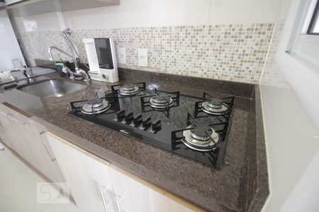 Cozinha de apartamento à venda com 2 quartos, 90m² em Vila Suzana, São Paulo