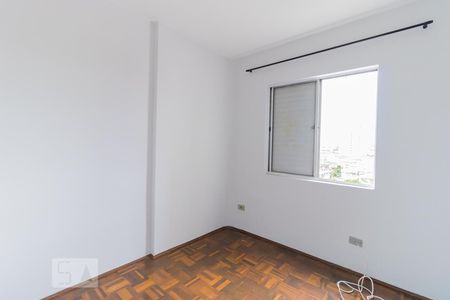 Quarto 2 de apartamento para alugar com 2 quartos, 51m² em Vila Londrina, São Paulo