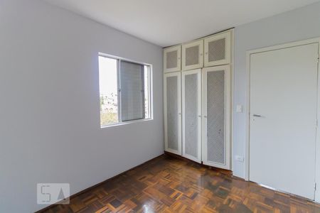 Quarto 1 de apartamento para alugar com 2 quartos, 51m² em Vila Londrina, São Paulo