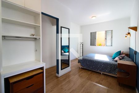 Quarto 1 de casa para alugar com 2 quartos, 128m² em Vila Madalena, São Paulo