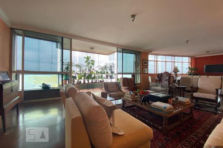 Sala de apartamento para alugar com 5 quartos, 300m² em Vila Suzana, São Paulo
