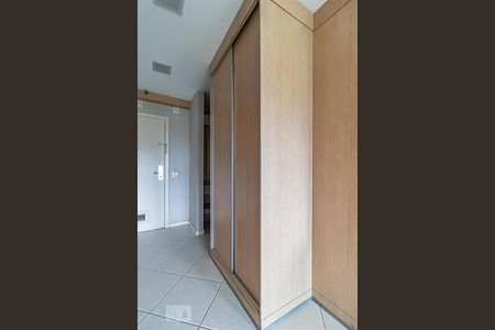 Quarto - Armários de apartamento para alugar com 1 quarto, 37m² em Jacarepaguá, Rio de Janeiro