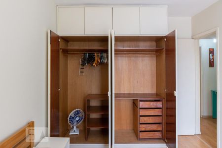 Quarto de apartamento à venda com 1 quarto, 40m² em Vila Anglo Brasileira, São Paulo