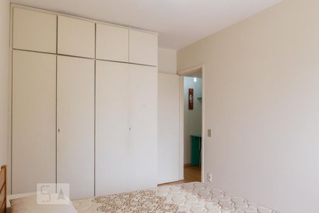 Quarto de apartamento à venda com 1 quarto, 40m² em Vila Anglo Brasileira, São Paulo