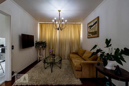 Sala de casa para alugar com 3 quartos, 200m² em Vila Alexandria, São Paulo