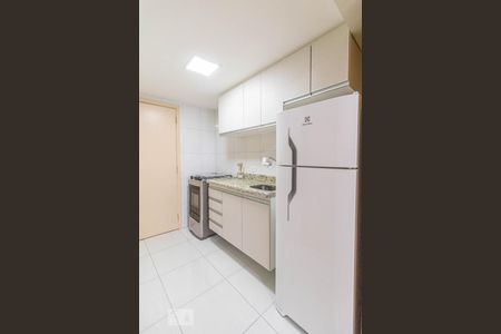 Cozinha de apartamento para alugar com 1 quarto, 28m² em Consolação, São Paulo