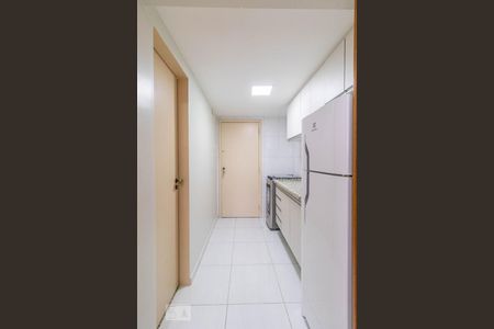 Cozinha de apartamento para alugar com 1 quarto, 28m² em Consolação, São Paulo