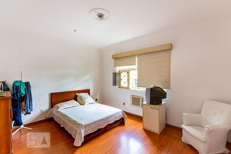 Quarto 1 de casa à venda com 3 quartos, 140m² em São Lourenço, Niterói