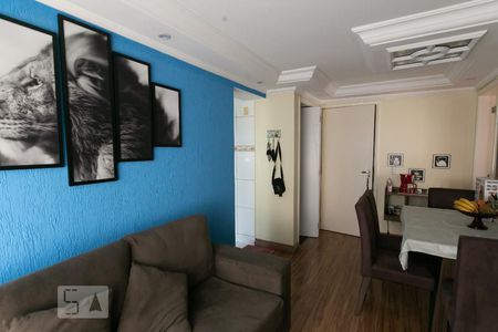 Sala de apartamento à venda com 2 quartos, 49m² em Vila Carmosina, São Paulo