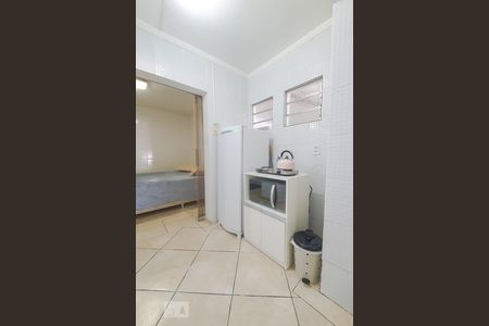 Cozinha de apartamento para alugar com 1 quarto, 34m² em Petrópolis, Porto Alegre