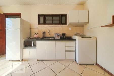 Sala e Cozinha de apartamento para alugar com 1 quarto, 40m² em Alto Petrópolis, Porto Alegre