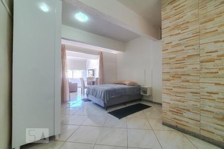 Quarto de apartamento à venda com 1 quarto, 50m² em Alto Petrópolis, Porto Alegre