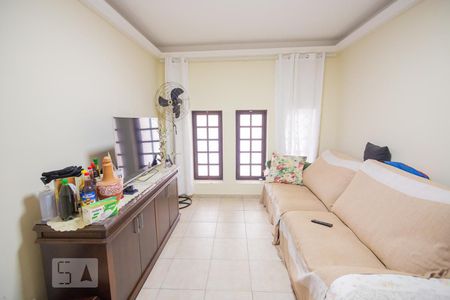 Sala de casa de condomínio à venda com 3 quartos, 250m² em Jardim Olympia, São Paulo