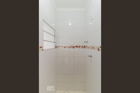 Detalhe banheiro de apartamento para alugar com 1 quarto, 70m² em Parque Císper, São Paulo