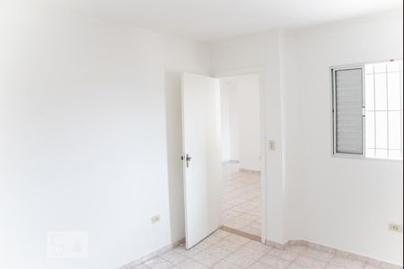 Quarto 1 de apartamento para alugar com 2 quartos, 80m² em Vila Granada, São Paulo