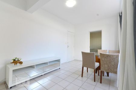 Sala de apartamento para alugar com 1 quarto, 56m² em Coqueiros, Florianópolis