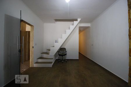 Sala de casa à venda com 3 quartos, 150m² em Parque Cruzeiro do Sul, São Paulo