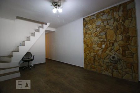 Sala de casa à venda com 3 quartos, 150m² em Parque Cruzeiro do Sul, São Paulo