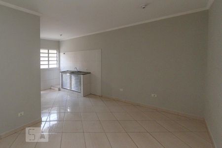 Sala/Cozinha de casa para alugar com 1 quarto, 45m² em Vila Santa Clara, São Paulo