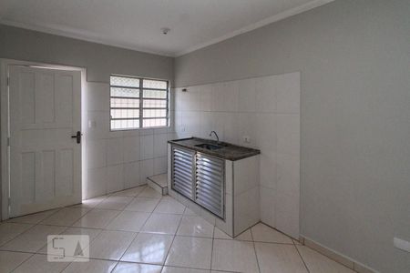 Sala/Cozinha de casa para alugar com 1 quarto, 45m² em Vila Santa Clara, São Paulo