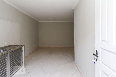 Sala/Cozinha de casa para alugar com 1 quarto, 45m² em Vila Santa Clara, São Paulo