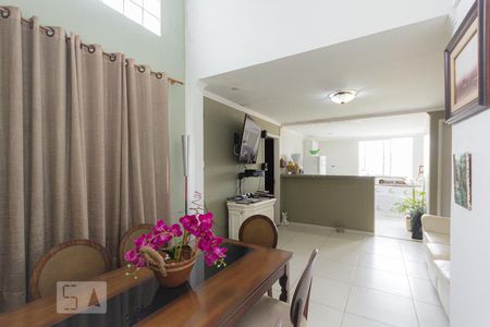 Sala de apartamento para alugar com 1 quarto, 60m² em Tanque, Rio de Janeiro