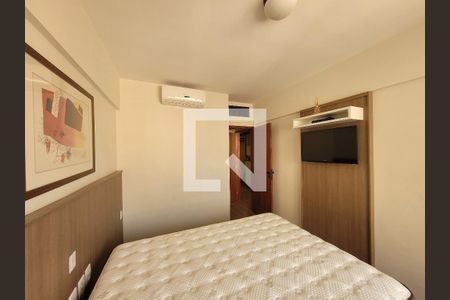 Quarto da suíte de apartamento para alugar com 1 quarto, 45m² em Centro, Campinas