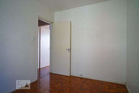 Quarto 2 de apartamento à venda com 3 quartos, 69m² em Rio Branco, Porto Alegre