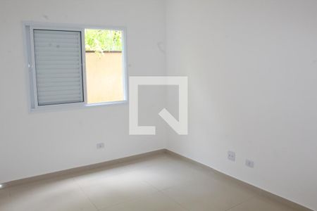 quarto 1 de casa para alugar com 2 quartos, 73m² em Vila Santo Antônio, Cotia