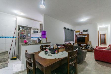 Sala de apartamento à venda com 3 quartos, 180m² em Vila Scarpelli, Santo André