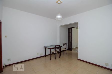 Sala de apartamento para alugar com 2 quartos, 56m² em Santa Teresa, Rio de Janeiro