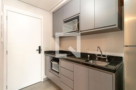 Cozinha de kitnet/studio para alugar com 1 quarto, 31m² em Indianópolis, São Paulo