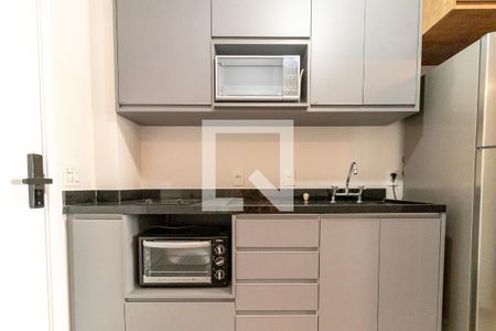 Cozinha de kitnet/studio para alugar com 1 quarto, 31m² em Indianópolis, São Paulo