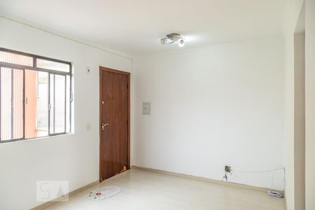 Sala de apartamento para alugar com 2 quartos, 50m² em Vila Sílvia, São Paulo