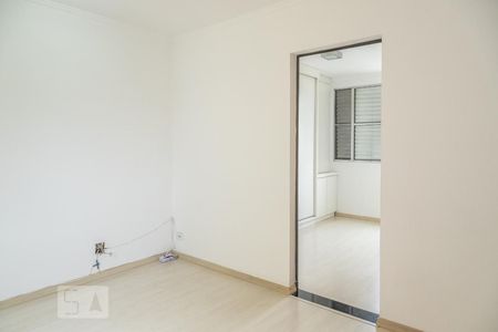 Sala de apartamento para alugar com 2 quartos, 50m² em Vila Sílvia, São Paulo