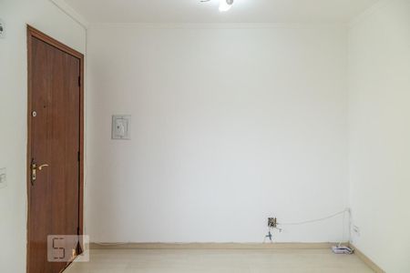 Sala de apartamento para alugar com 2 quartos, 50m² em Vila Sílvia, São Paulo