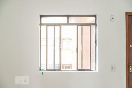 Sala de apartamento para alugar com 2 quartos, 50m² em Vila Sílvia, São Paulo