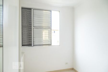 Quarto 1 de apartamento para alugar com 2 quartos, 50m² em Vila Sílvia, São Paulo