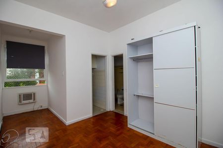 Quarto de kitnet/studio para alugar com 1 quarto, 30m² em Flamengo, Rio de Janeiro