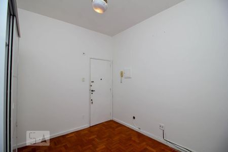 Quarto de kitnet/studio para alugar com 1 quarto, 30m² em Flamengo, Rio de Janeiro