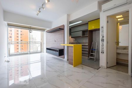 Sala de apartamento para alugar com 1 quarto, 60m² em Pinheiros, São Paulo