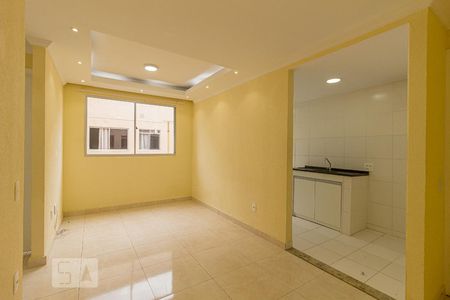 Apartamento para alugar com 43m², 2 quartos e 1 vagaSala