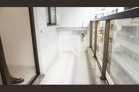 Varanda gourmet de apartamento à venda com 2 quartos, 60m² em Anil, Rio de Janeiro