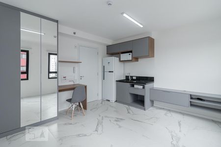 Quarto/Cozinha de kitnet/studio para alugar com 1 quarto, 25m² em Mirandópolis, São Paulo