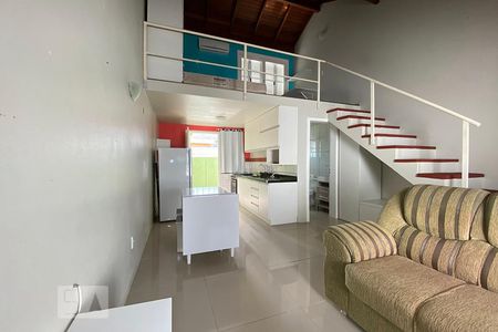 Sala/Cozinha de kitnet/studio à venda com 1 quarto, 37m² em Cristo Rei, São Leopoldo