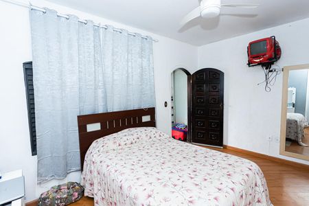 Suite 1 de casa à venda com 3 quartos, 166m² em Vila Dona Sara, São Paulo