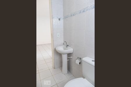 Banheiro de casa para alugar com 1 quarto, 35m² em Vila Nova Mazzei, São Paulo