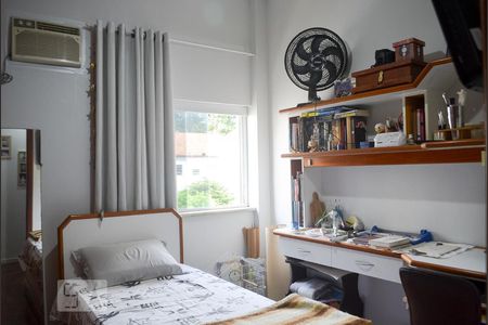 Quarto 1 de apartamento à venda com 2 quartos, 70m² em Jardim Guanabara, Rio de Janeiro